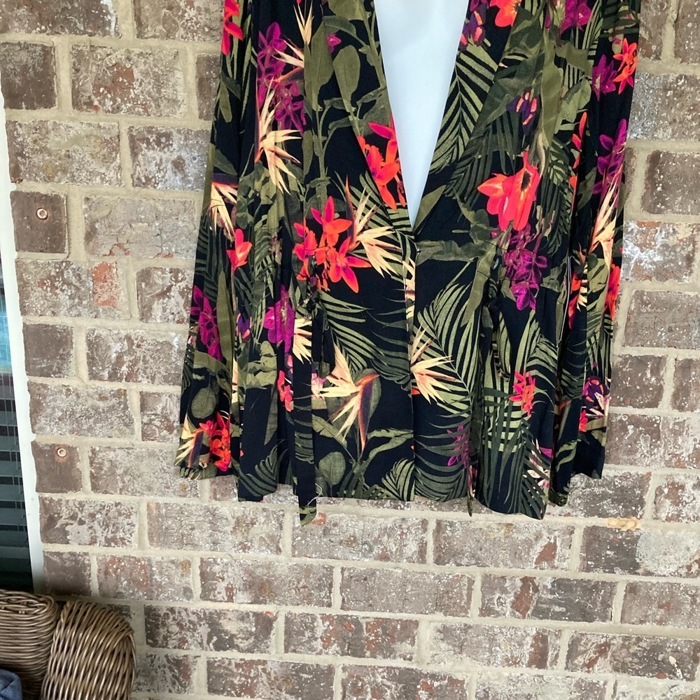 Worthington Casual Tie-Closure Tropical Print "Isla Floral" Blazer, Size L, NWT - Picture 3 of 9